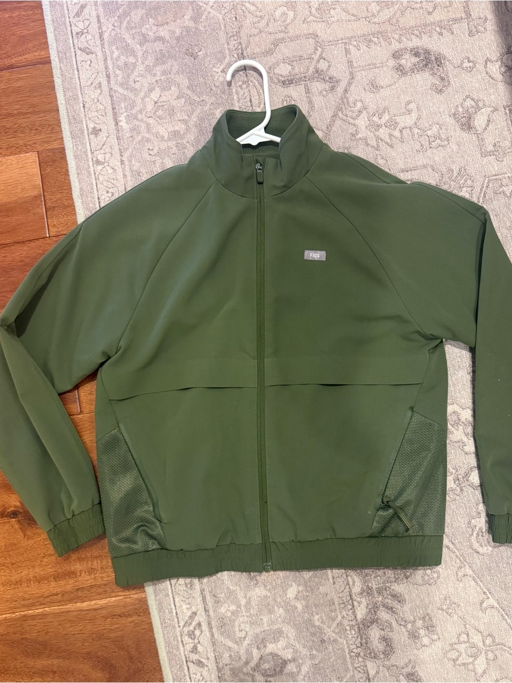 Figs Womens Olive Green Full-Zip Bomber Jacket
